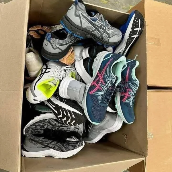 ASICS Shoe Pallets for Athletic Footwear